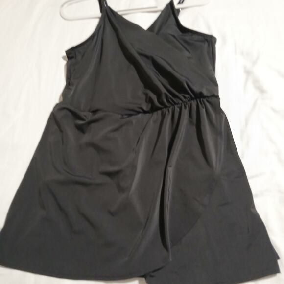 LANDS' END Modest XL black swimsuit skirted-bottom adjustable straps - Picture 1 of 8